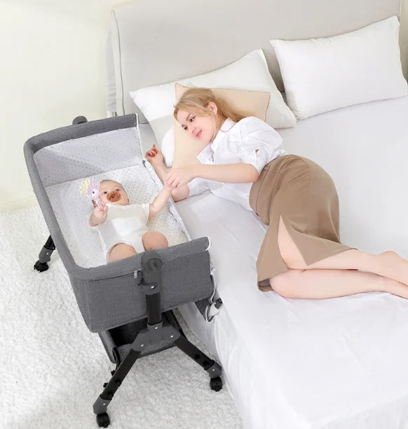 Factory Removable Belt Folding Baby Bed  Adjustable Height  Bedside Bed Shaker Diaper Mosquito Net for Baby Bedroom Cradle