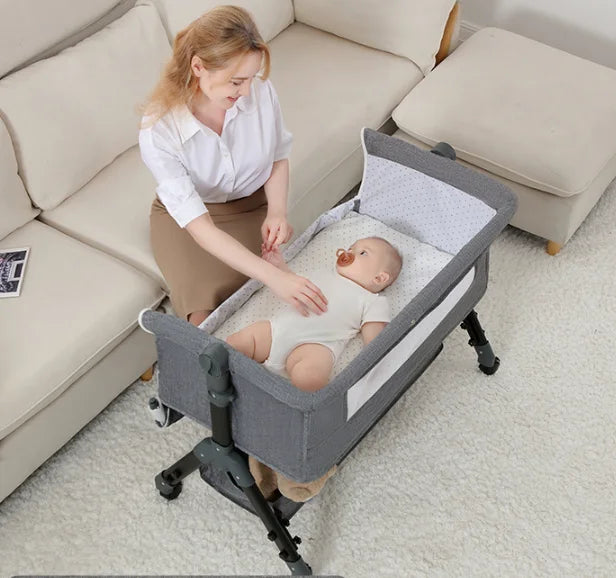Factory Removable Belt Folding Baby Bed  Adjustable Height  Bedside Bed Shaker Diaper Mosquito Net for Baby Bedroom Cradle