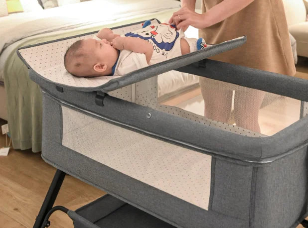 Factory Removable Belt Folding Baby Bed  Adjustable Height  Bedside Bed Shaker Diaper Mosquito Net for Baby Bedroom Cradle
