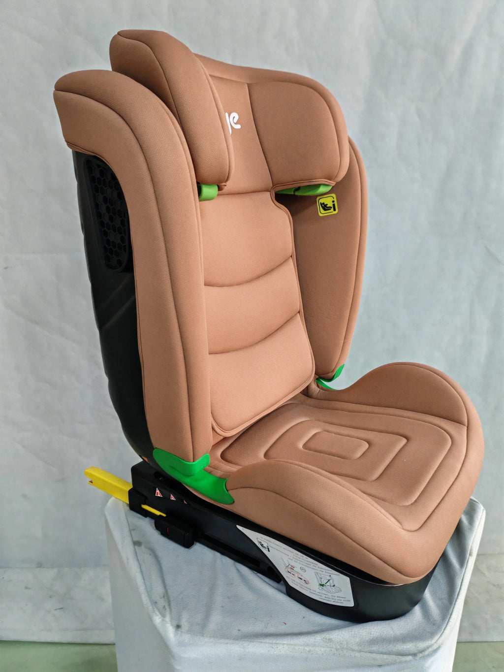Durable Child Safety Seat for 0-12 Years Old Portable Baby Car Seat 360 Degree Rotation Reusable Adjustable Plastic Material