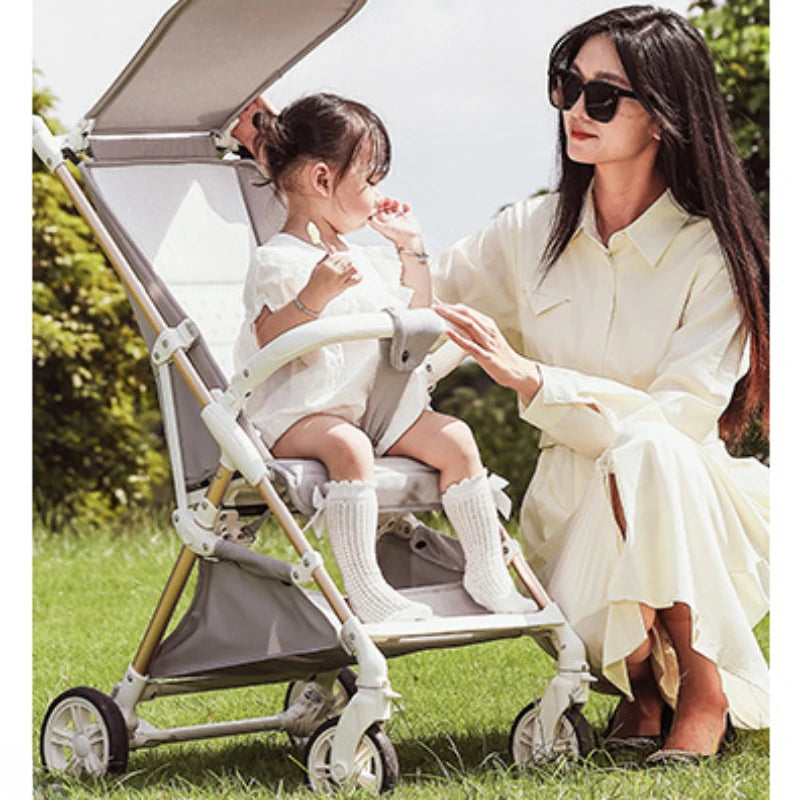 Ultralight Stroller Lightweight Four-wheel Baby Carriage Foldable Large Space Children's Stroller Luxury Station Wagon