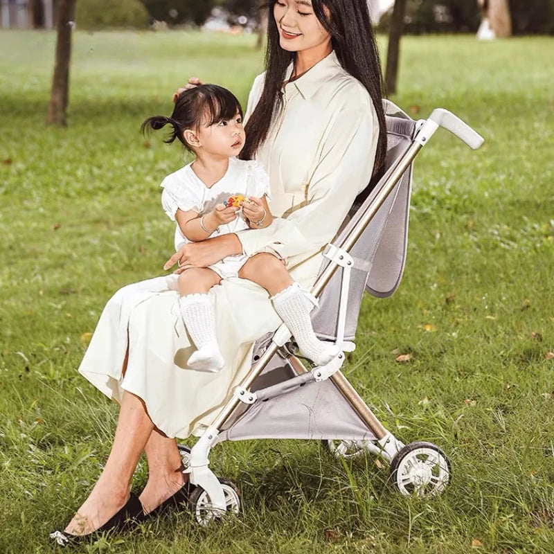 Ultralight Stroller Lightweight Four-wheel Baby Carriage Foldable Large Space Children's Stroller Luxury Station Wagon